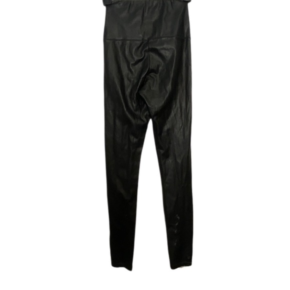 WILFRED Upcycled Daria Pant Vegan Leather Leggings - Picture 5 of 16